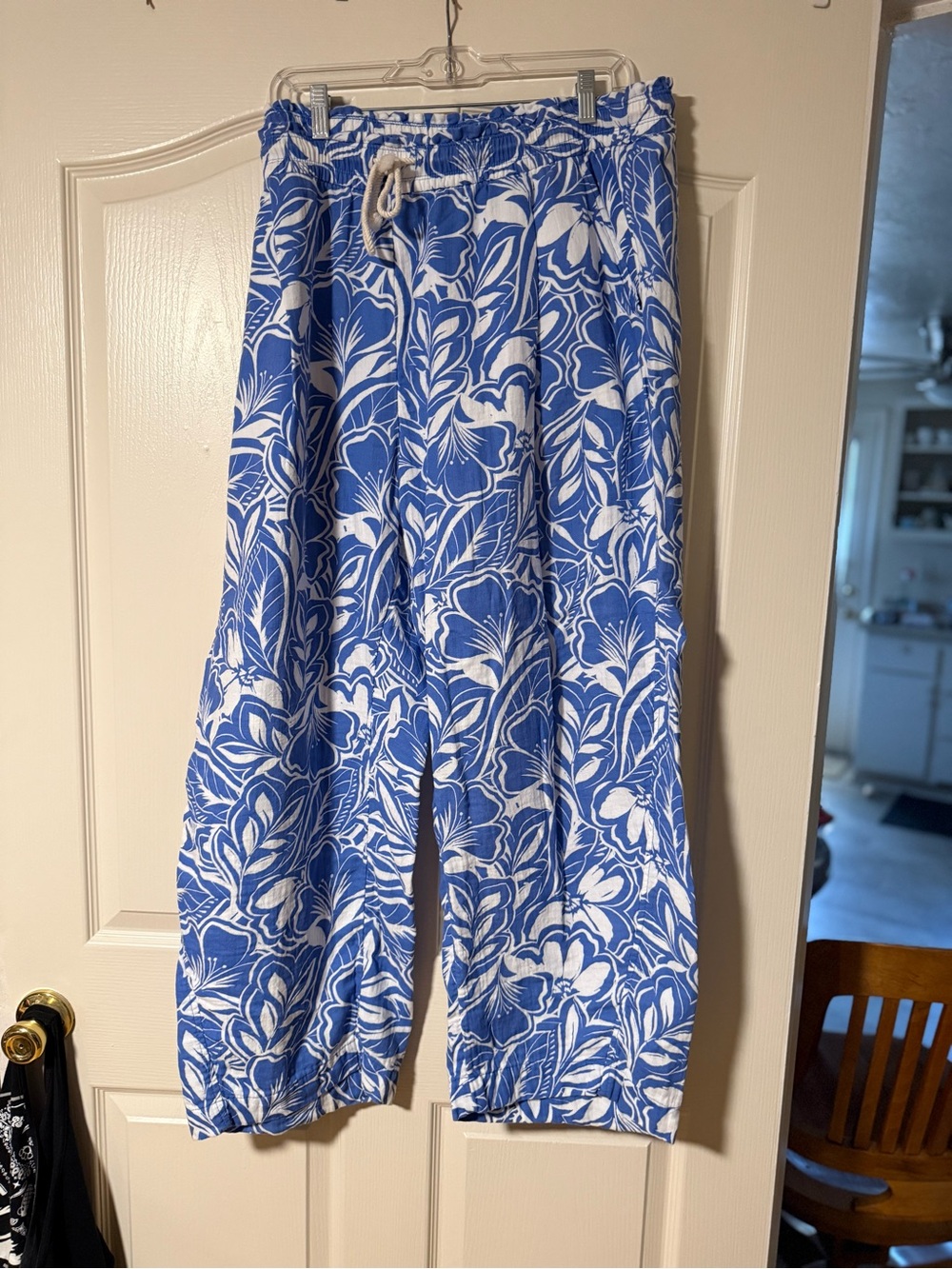 Old Navy Blue & White Floral Lounge Shorts with Drawstring